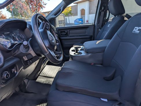 Used 2023 RAM 2500 Tradesman w/ Chrome Appearance Group image 15