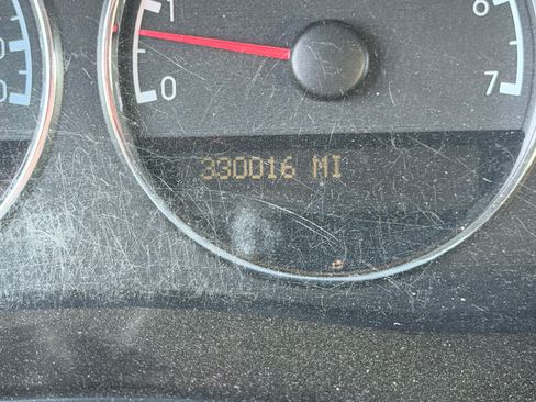 Used 2008 Chevrolet Uplander LS w/ Climate Package FWD image 14