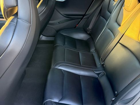 Used 2017 Tesla Model S 75 image 5