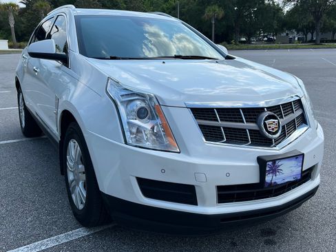 Used 2012 Cadillac SRX Luxury image 4