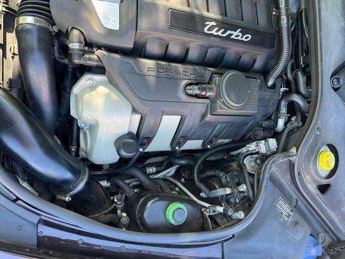 Used 2011 Porsche Panamera Turbo image 12