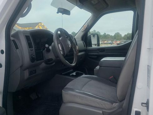 Used 2016 Nissan NV 2500 SV w/ Technology Package image 9