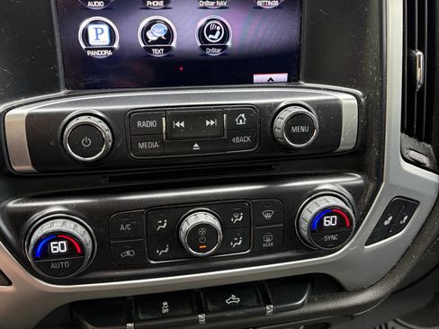 Used 2015 GMC Sierra 1500 SLE w/ SLE Value Package AWD/4WD image 9