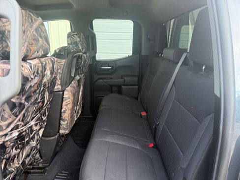 Used 2019 Chevrolet Silverado 1500 LT w/ All-Star Edition AWD/4WD image 12