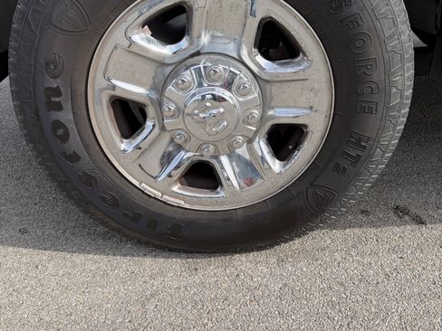 Used 2021 RAM 2500 Tradesman image 9