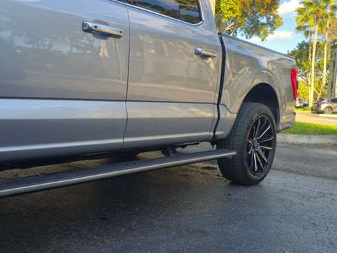 Used 2021 Ford F150 Limited image 6