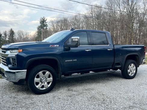 Used 2020 Chevrolet Silverado 2500 LTZ image 4