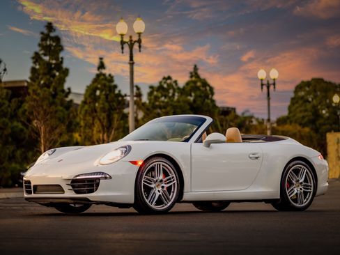 Used 2013 Porsche 911 Carrera S image 1