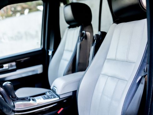 Used 2013 Land Rover Range Rover Sport Autobiography w/ Autobiography Pkg image 16