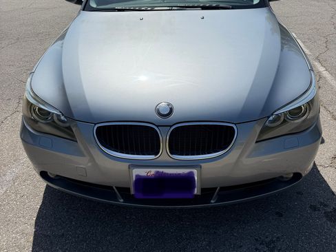 Used 2004 BMW 530i Sedan RWD image 1
