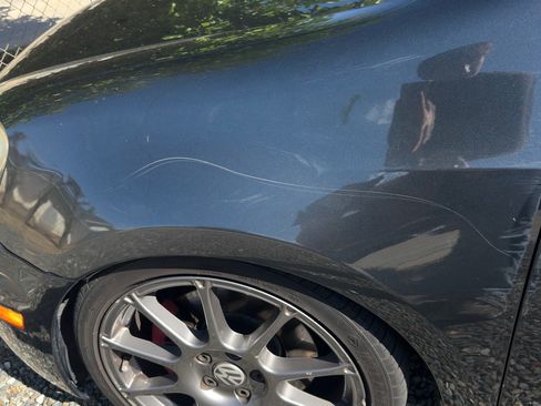Used 2010 Volkswagen GTI 2-Door FWD image 6