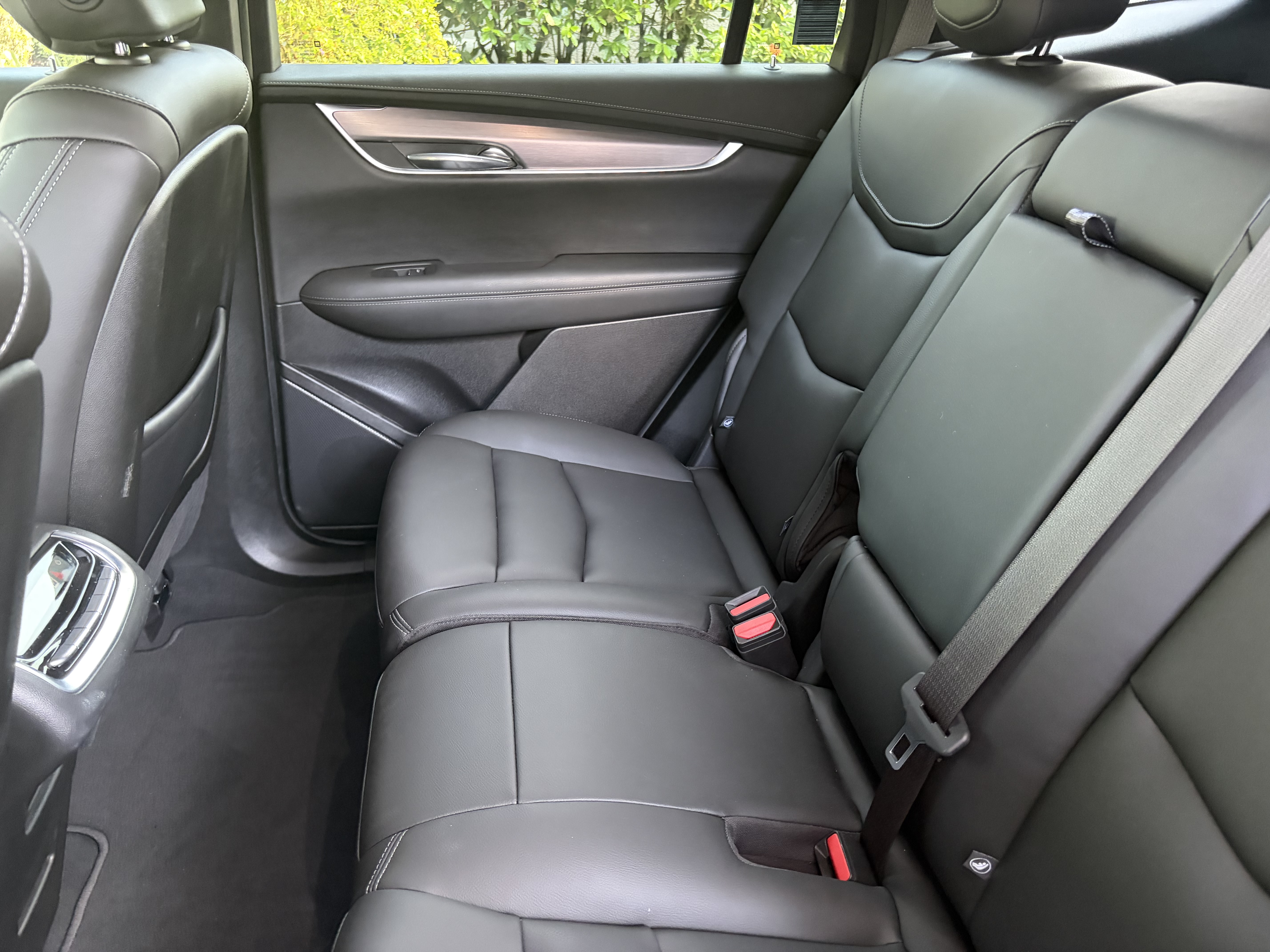 Used 2024 Cadillac XT6 Luxury FWD image 17