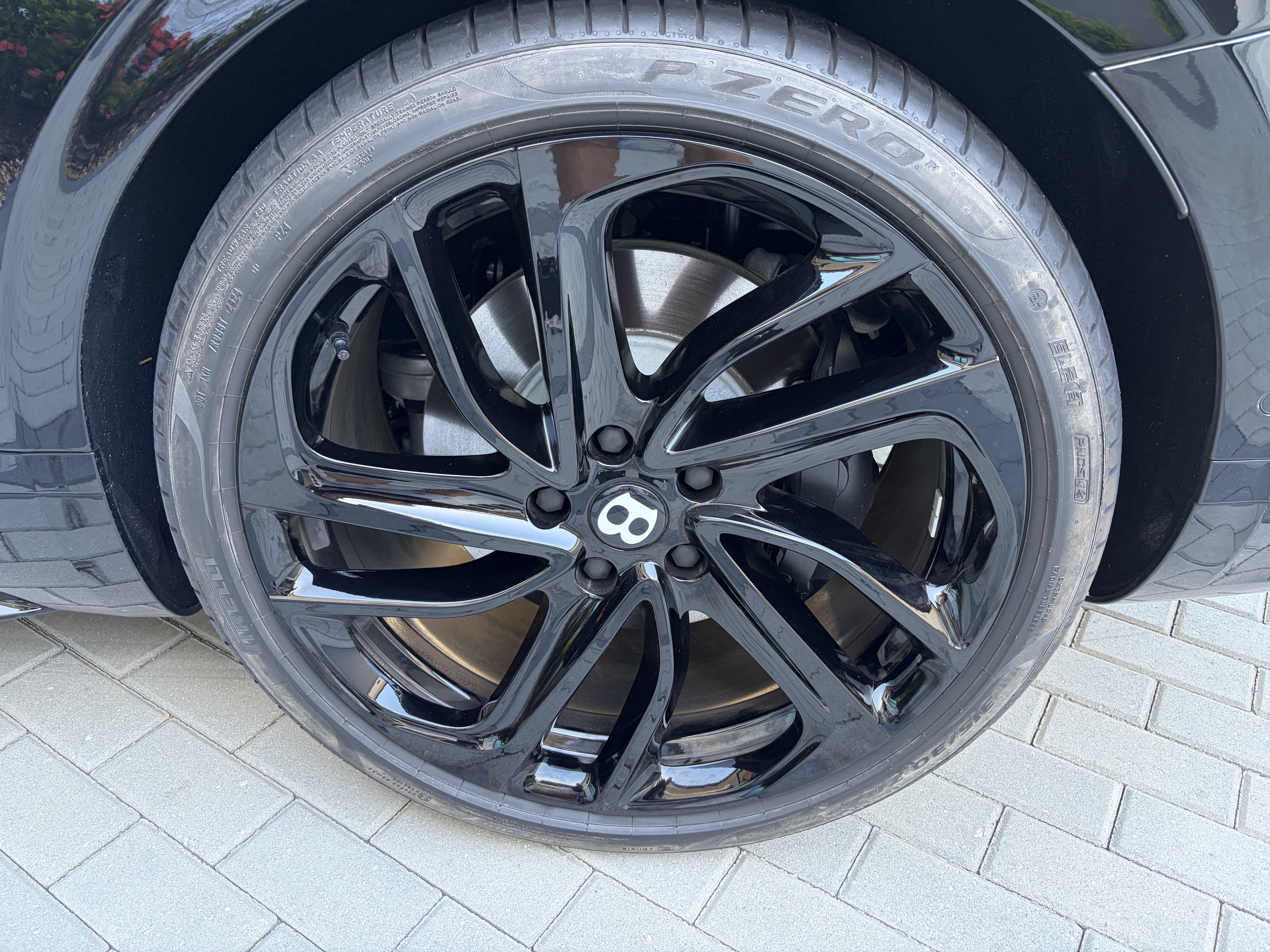 Used 2025 Bentley Continental GT Speed AWD/4WD image 10