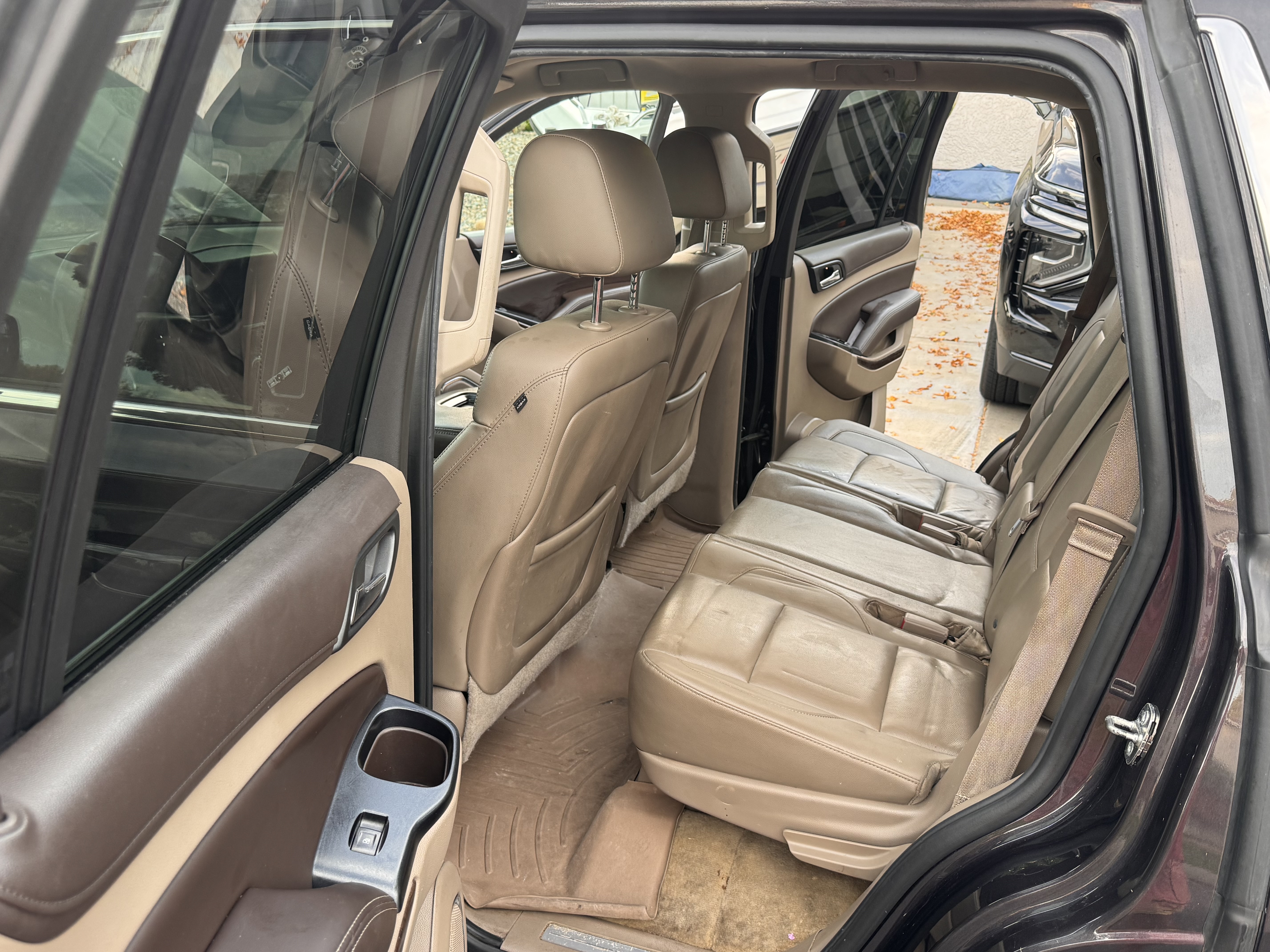Used 2015 Chevrolet Tahoe LT AWD/4WD image 8