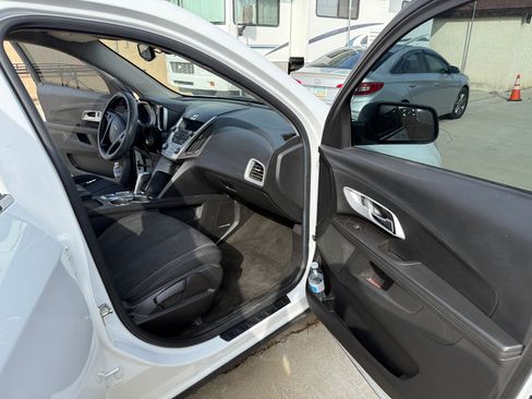 Used 2014 Chevrolet Equinox LS image 10