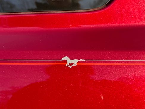 Used 2005 Ford Mustang GT image 17