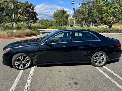 Used 2016 Mercedes-Benz E 350 Sedan image 2