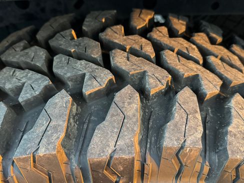 Used 2016 Ford F150 Lariat w/ Equipment Group 502A Luxury image 11