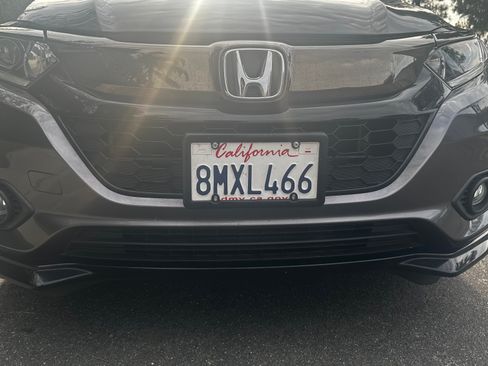 Used 2019 Honda HR-V Sport image 18