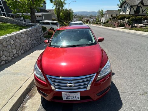 Used 2015 Nissan Sentra SV image 5