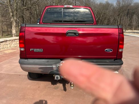 Used 2003 Ford F250 Lariat image 6