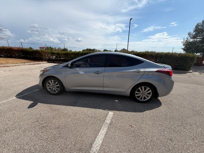 Used 2015 Hyundai Elantra SE w/ Option Group 02