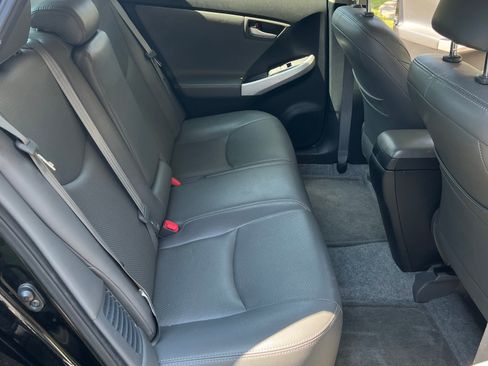 Used 2013 Toyota Prius Two FWD image 10