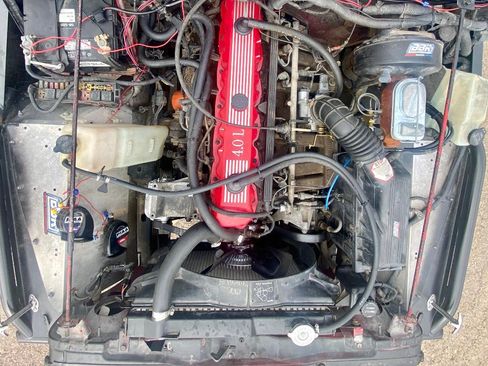 Used 1993 Jeep Wrangler 4WD image 15
