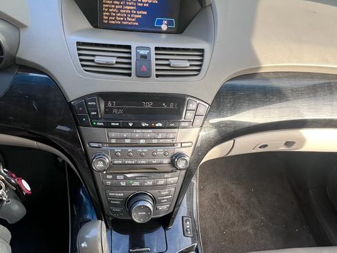 Used 2009 Acura MDX w/ Technology & Entertainment AWD/4WD image 4
