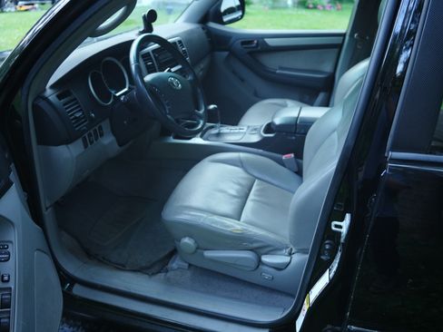 Used 2007 Toyota 4Runner Sport AWD/4WD image 13