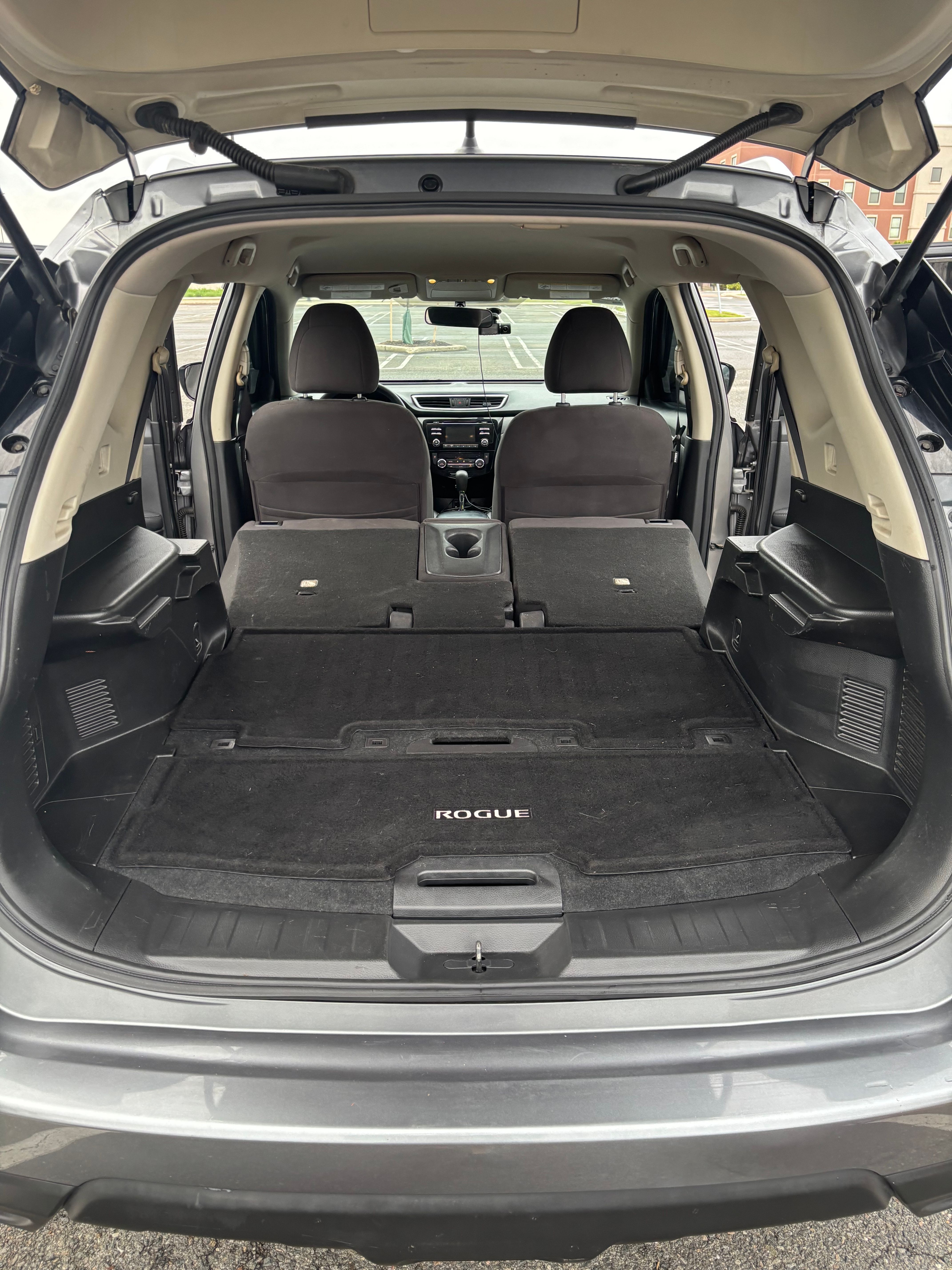 Used 2016 Nissan Rogue SV AWD/4WD image 14