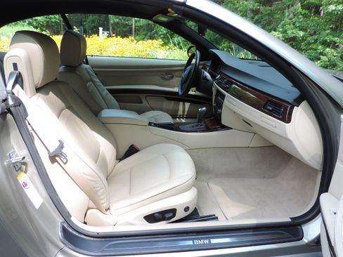 Used 2008 BMW 328i Convertible RWD image 24