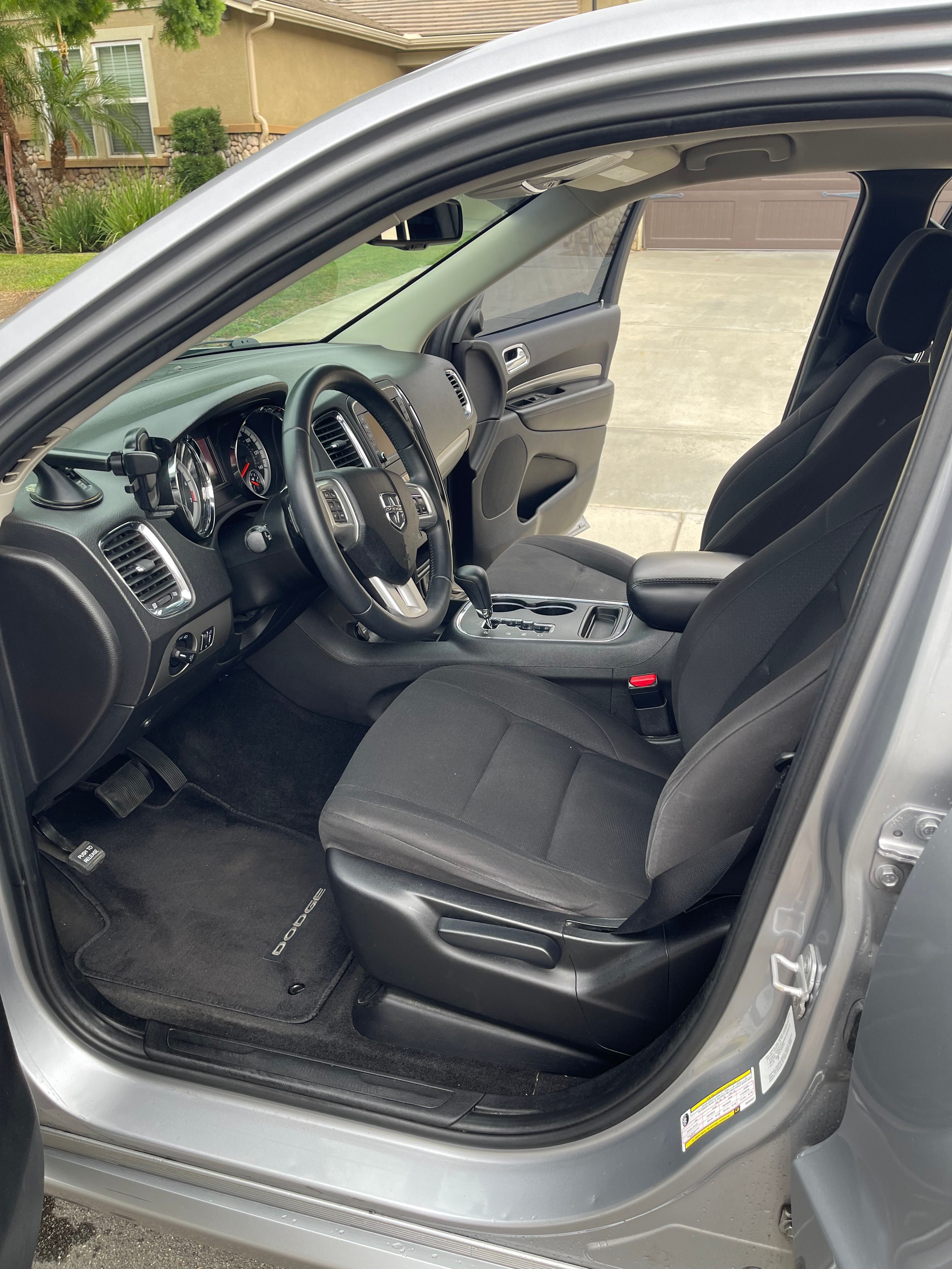Used 2013 Dodge Durango SXT w/ Blacktop Pkg RWD image 9
