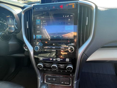 Used 2021 Subaru Ascent Touring w/ Popular Package #2 image 9