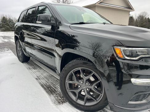 Used 2019 Jeep Grand Cherokee Limited X image 14