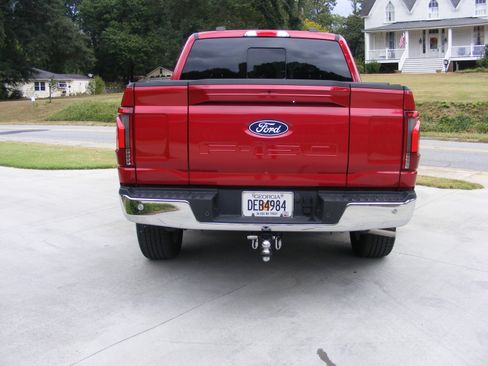 Used 2025 Ford F150 Lariat w/ Equipment Group 501A Mid AWD/4WD image 5