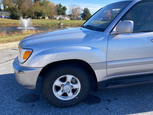 Used 1999 Toyota Land Cruiser image 5