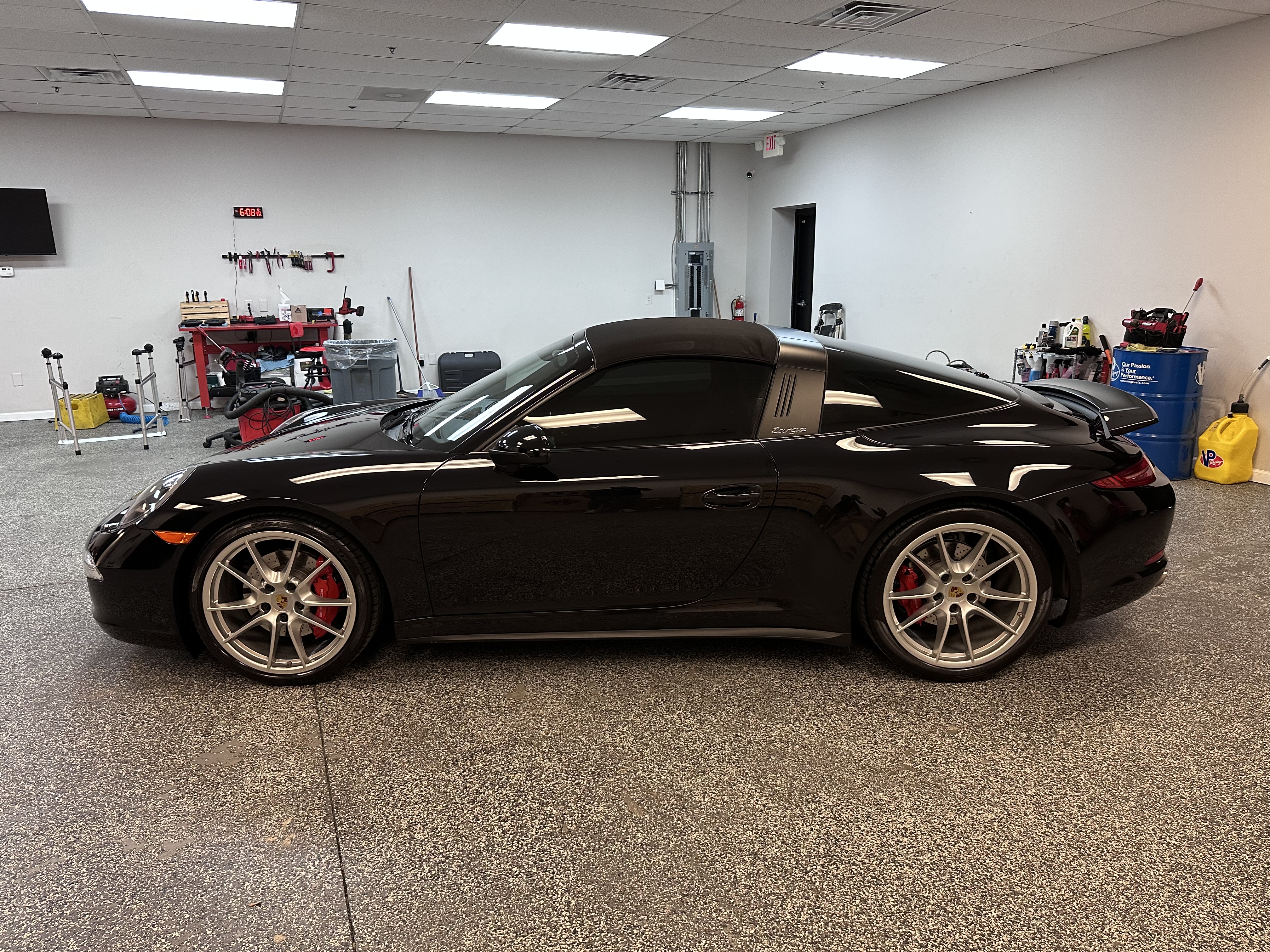 Used 2015 Porsche 911 Targa 4S AWD/4WD image 8