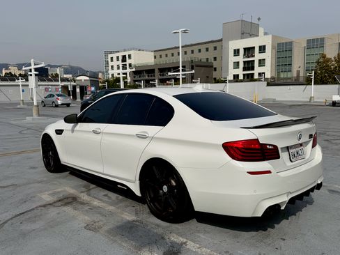 Used 2014 BMW M5 image 6