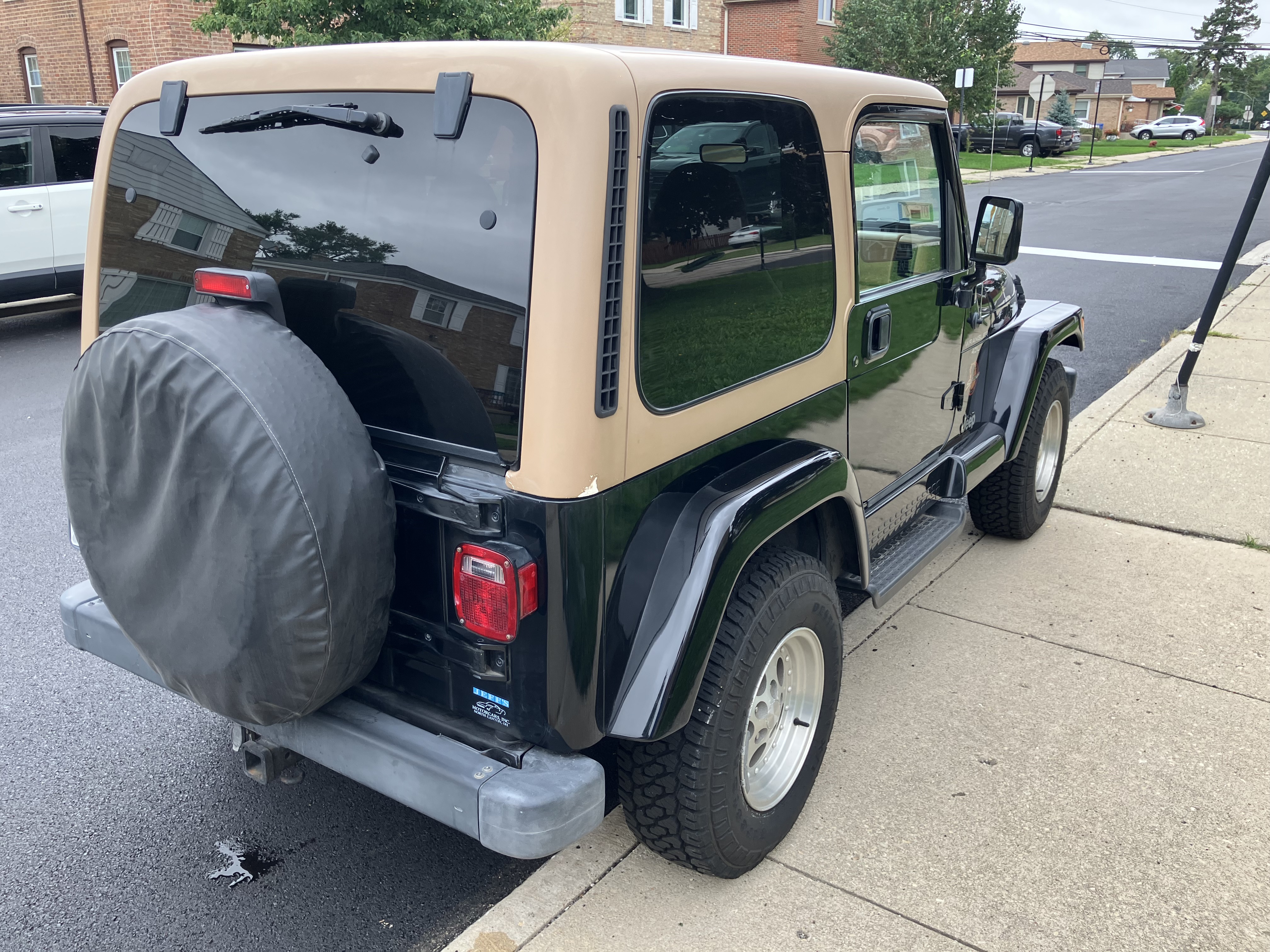 Used 1998 Jeep Wrangler Sahara AWD/4WD image 12