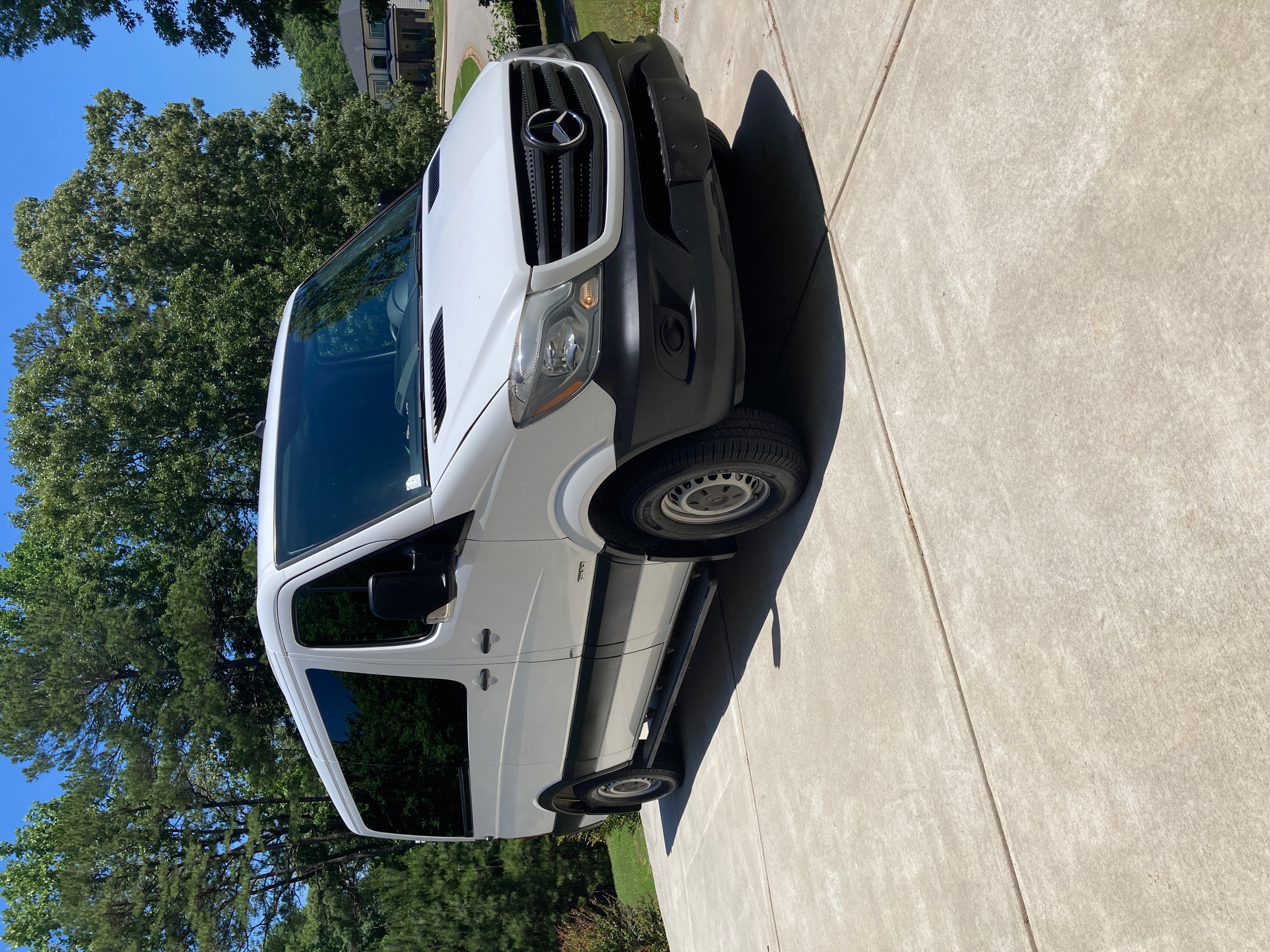 Used 2016 Mercedes-Benz Sprinter 2500 image 6