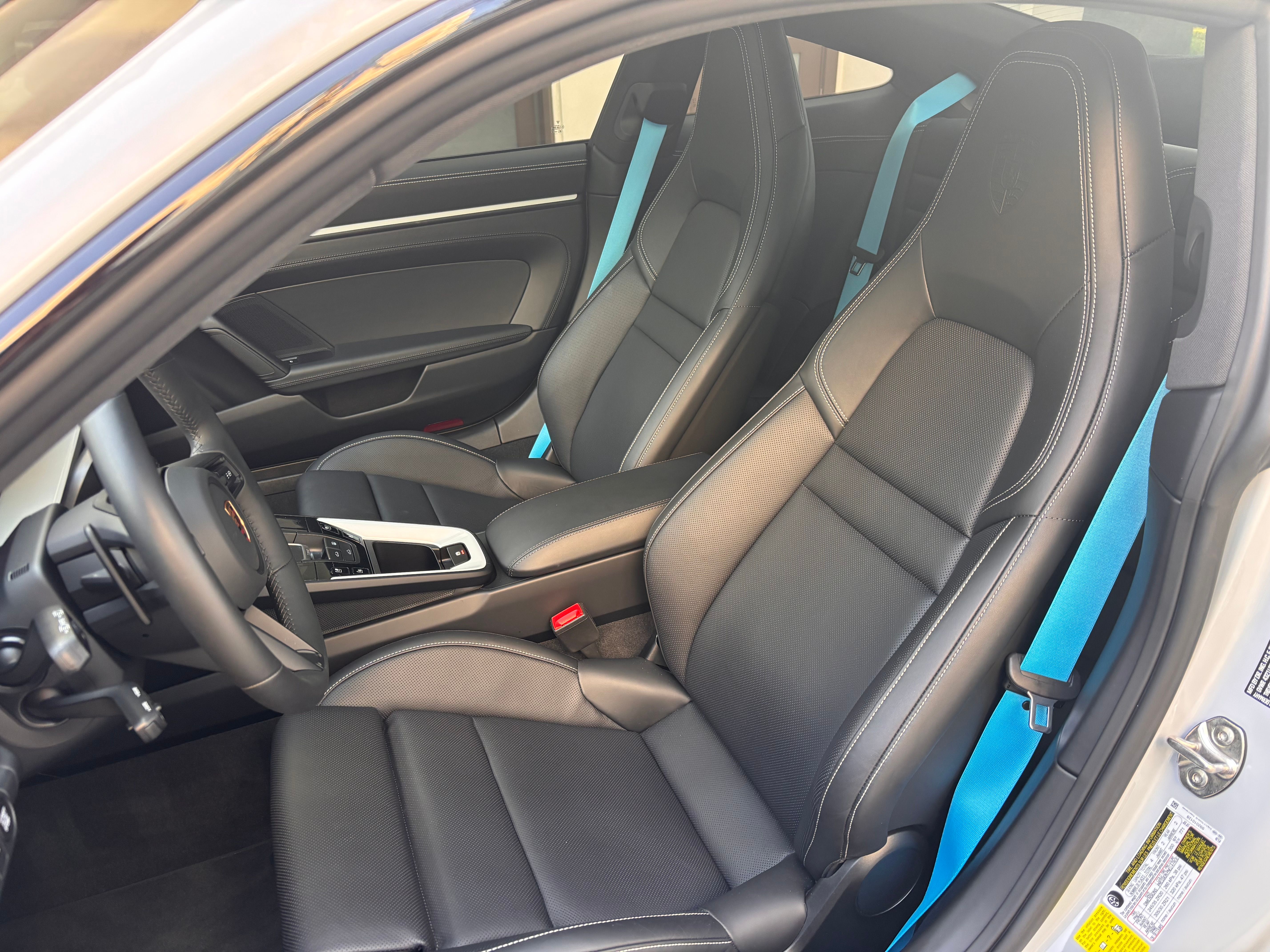 Used 2025 Porsche 911 Carrera RWD image 8