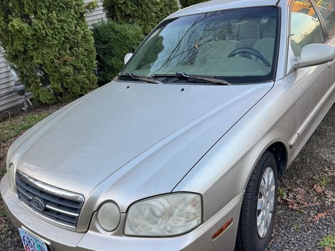 Used 2005 Kia Optima LX image 6