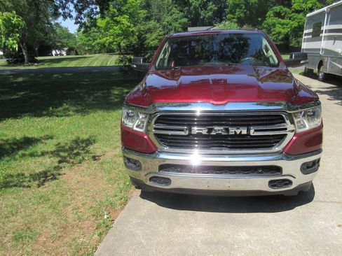 Used 2020 RAM 1500 Big Horn AWD/4WD image 2