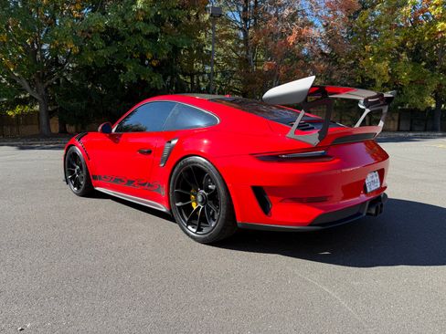 Used 2019 Porsche 911 GT3 RS image 6