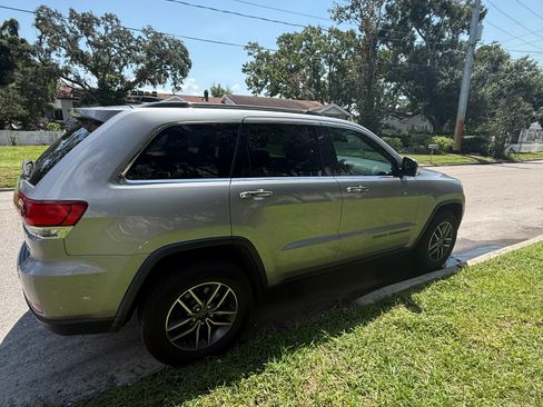 Used 2021 Jeep Grand Cherokee Limited w/ Luxury Group II AWD/4WD image 5