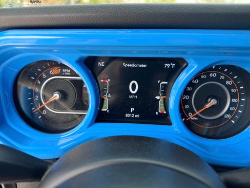 Used 2024 Jeep Wrangler Sport image 14