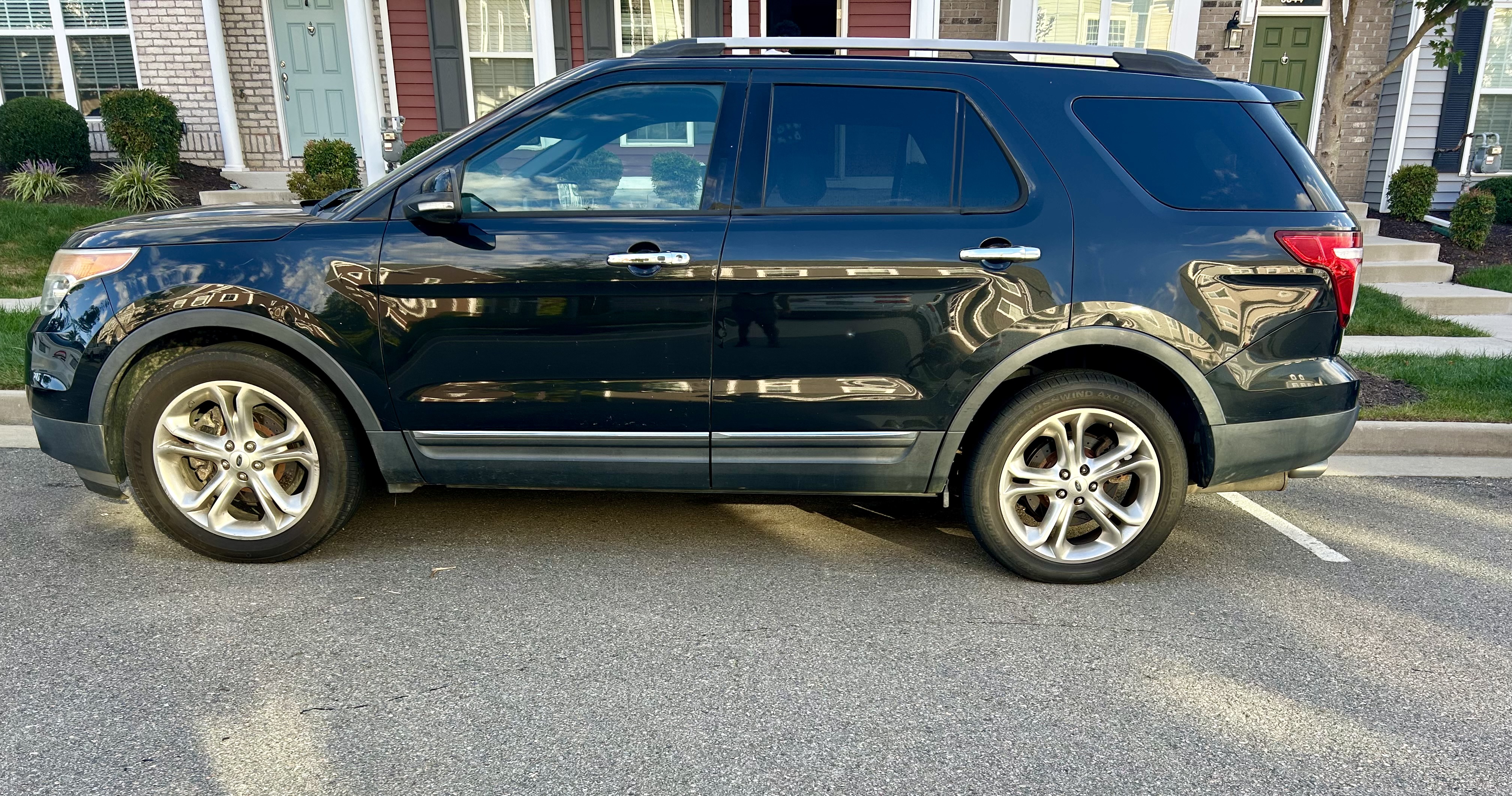 Used 2014 Ford Explorer Limited AWD/4WD image 13