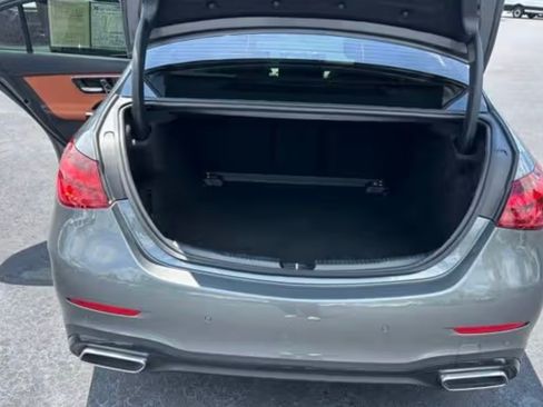 Used 2024 Mercedes-Benz C 300 Sedan image 10
