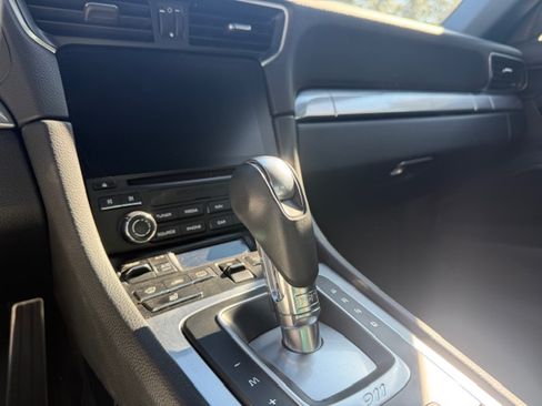 Used 2017 Porsche 911 Carrera image 8